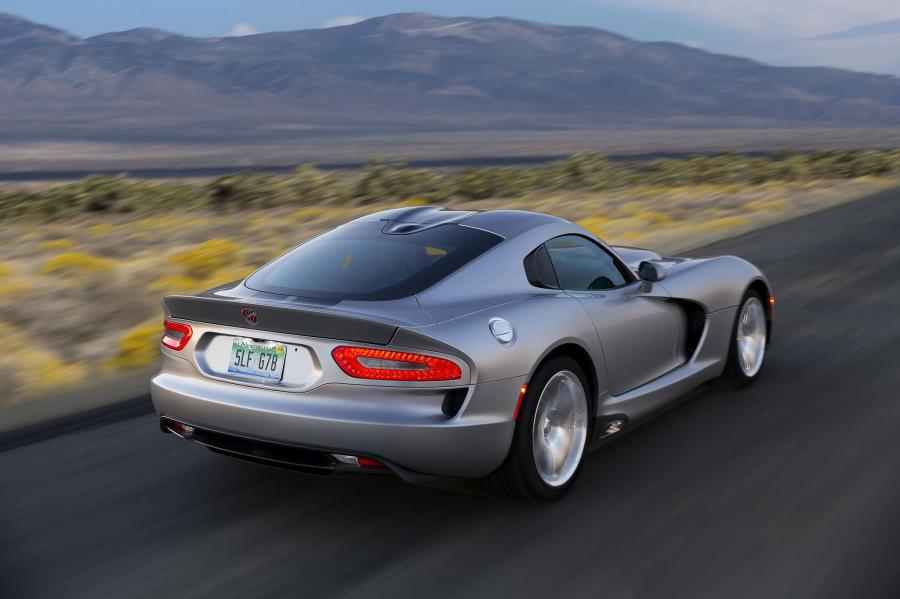  Dodge Viper SRT 2015 года  (фото 10 из 12)